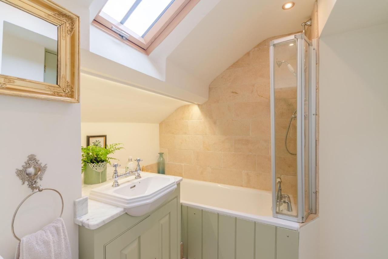 New Church Cottage Tetbury Exterior photo